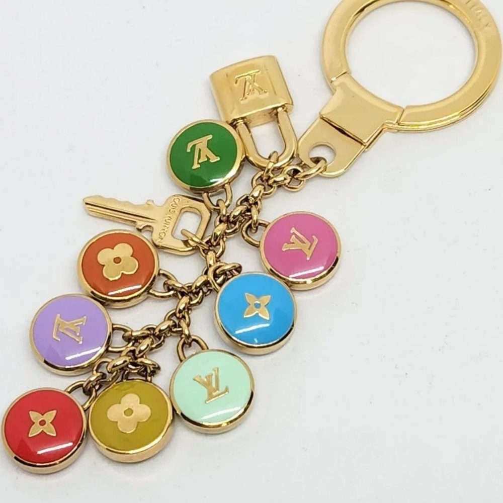 Louis Vuitton Charms Can attach to anything - Picture 7 of 9